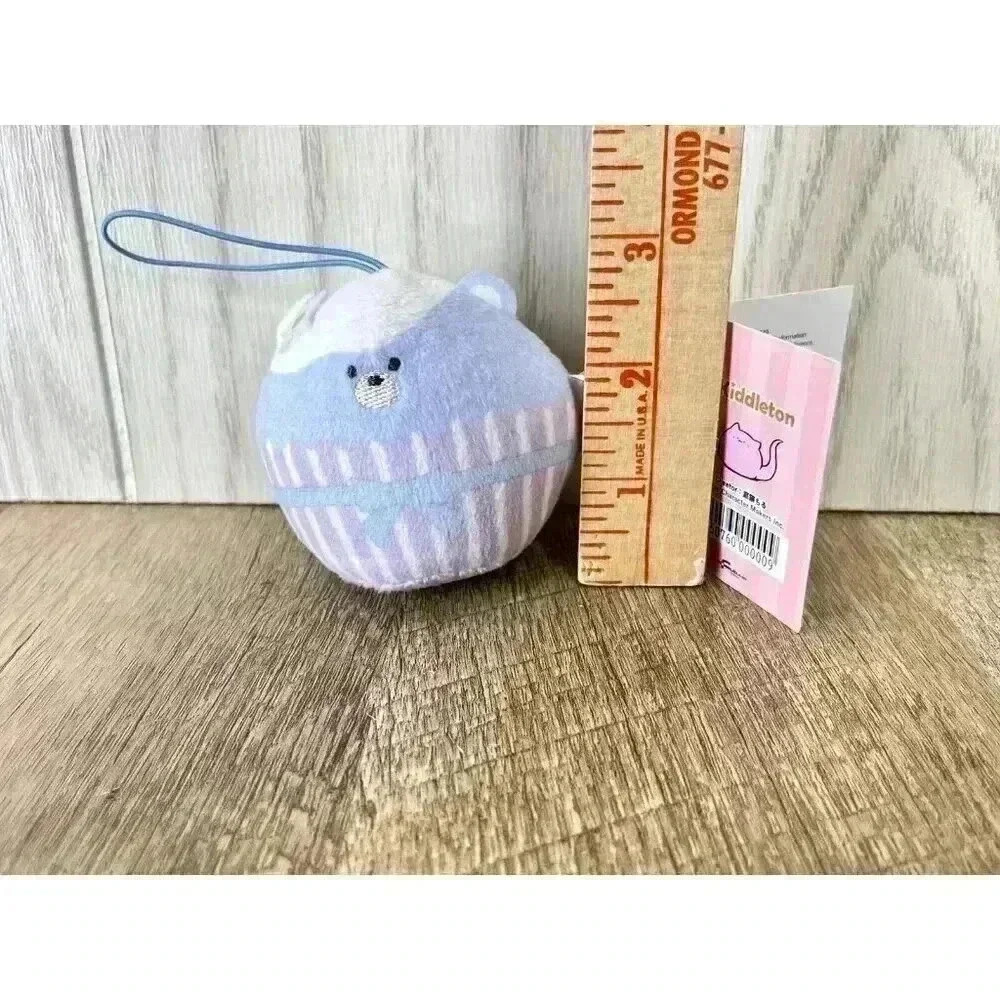Neko Modoki Bear Cupcake Plush Keychain Kiddleton Claw Machine Japanese NEW - Picture 3 of 7